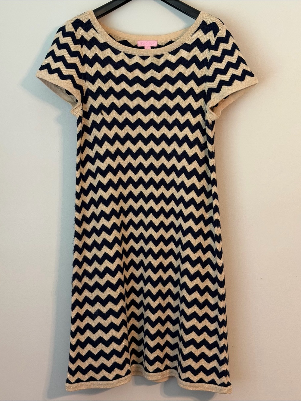 Lilly Pulitzer Womenβs Navy and Beige Chevron Knit Sweater Dress, Size Large